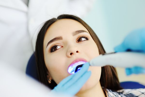 Are Home Teeth Whitening Treatments Effective?